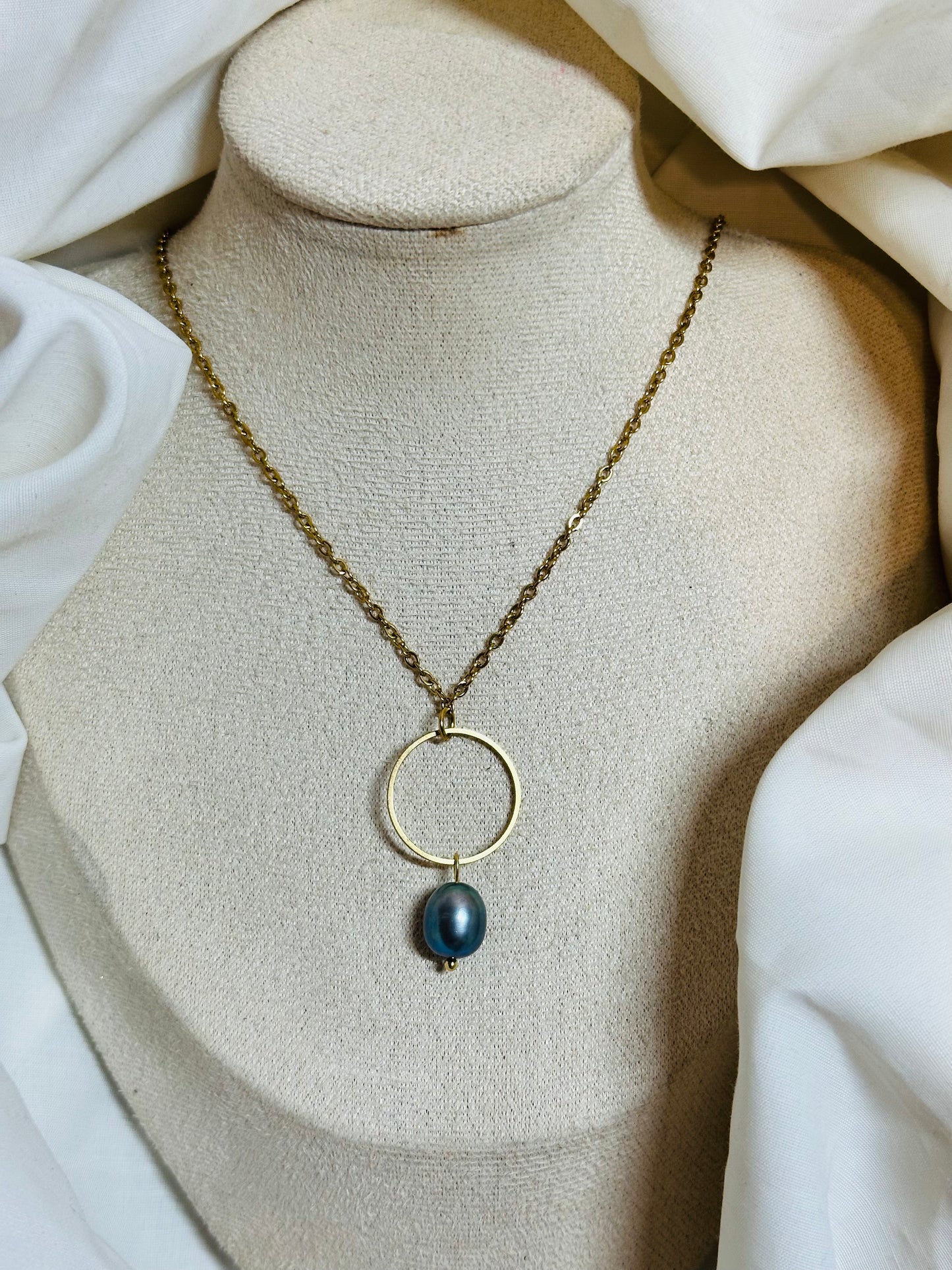 Collier Alana