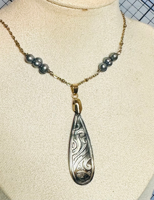 Collier Kamya